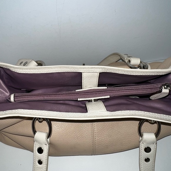 COACH Pebbled Penelope Leather Satchel Bag/Purse B-1282-F-19044 - Picture 6 of 10